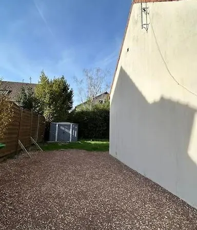Holiday home Maison Calme : -15min Paris/orly
