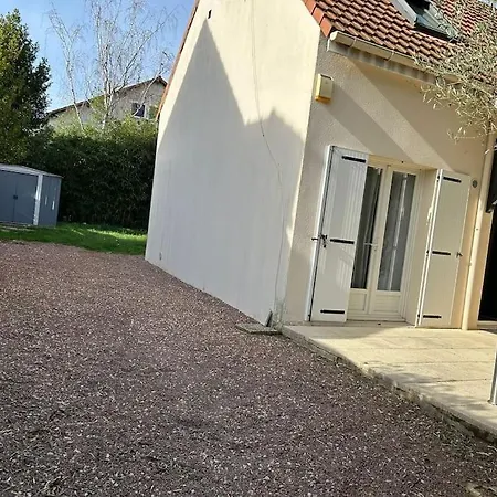 Holiday home Maison Calme : -15min Paris/orly *